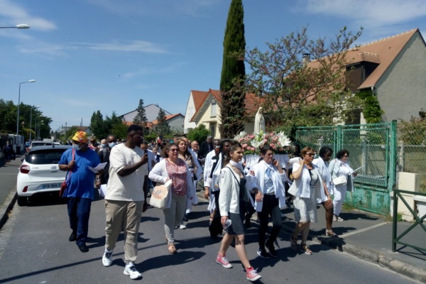 PHOTO-2022-05-15-15-18-53 6